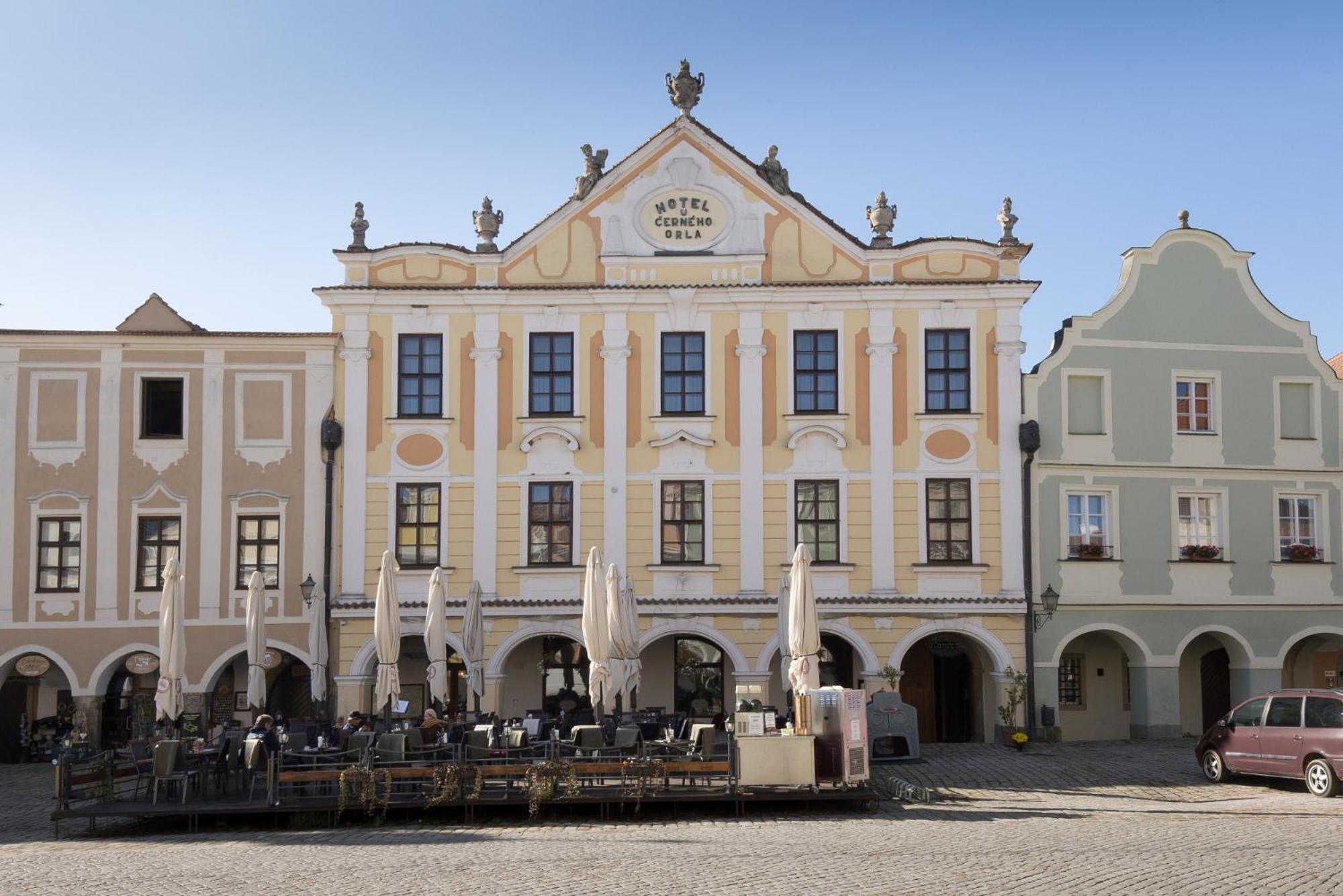 Hotel U Cerneho Orla เตลช์ ภายนอก รูปภาพ